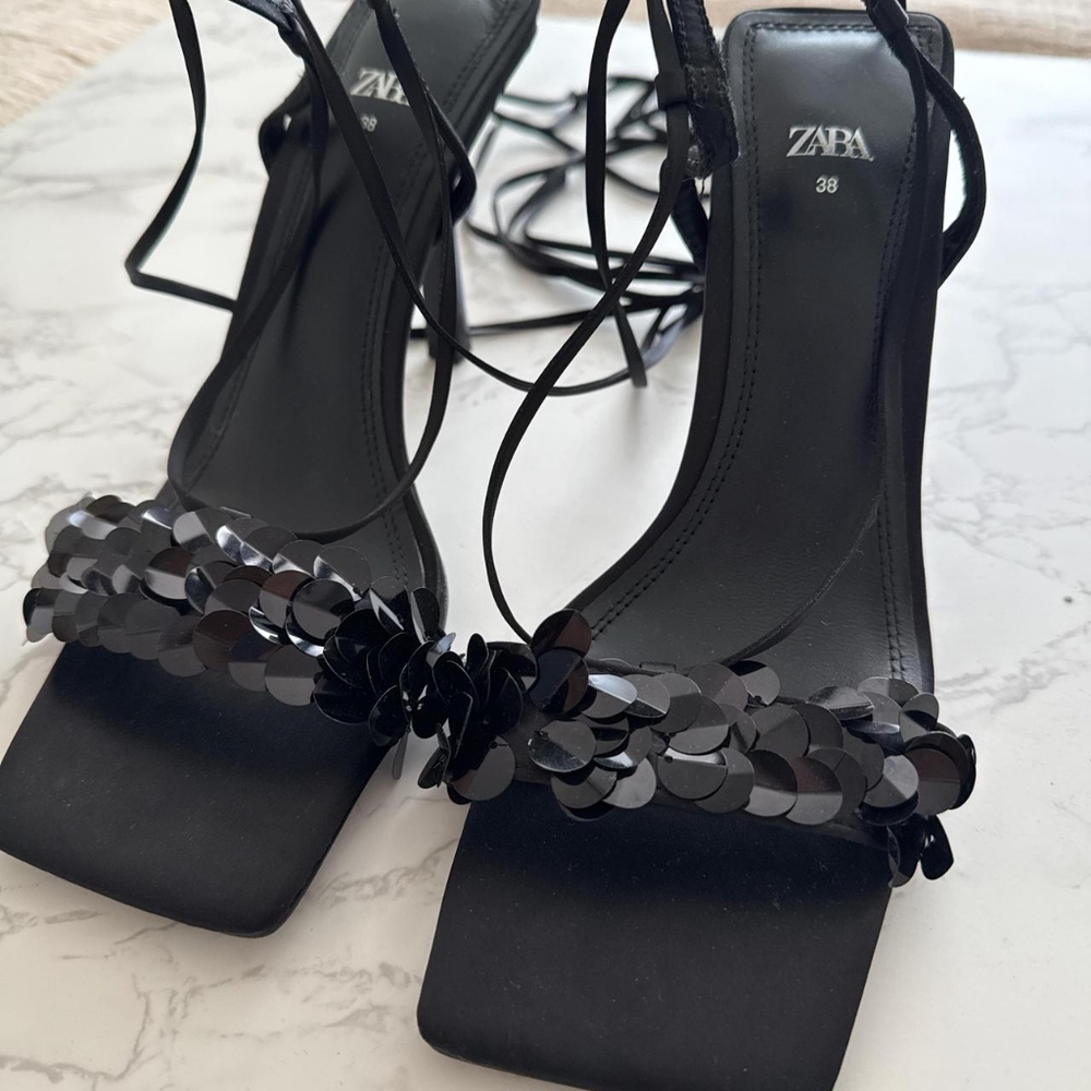 Zara Black Strappy Heeled Sandals
